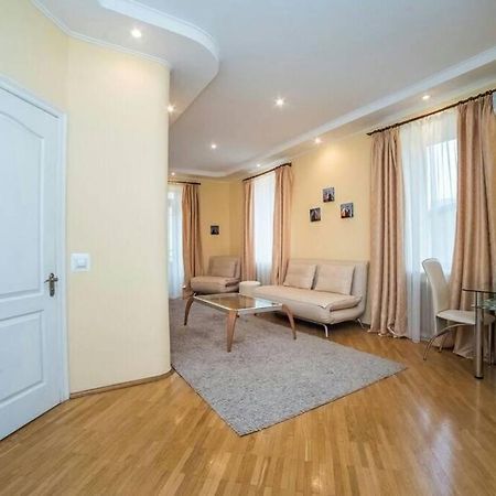 Солнечные апартаменты на Крещатике Київ Екстер'єр фото